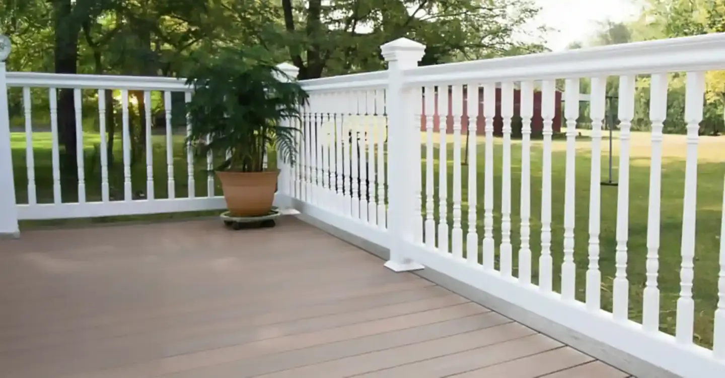 DECK SERVICES TO ENHANCE YOUR OUTDOORS