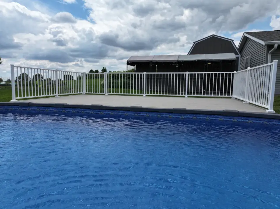 pool-spa-residential-deck-with-white-railing-in-omaha-ne